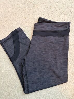 Women’s Lululemon Vintage Black/Grey Active Crop Leggings